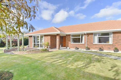 Photo of property in 31 Creese Place, Redwood, Christchurch, 8051