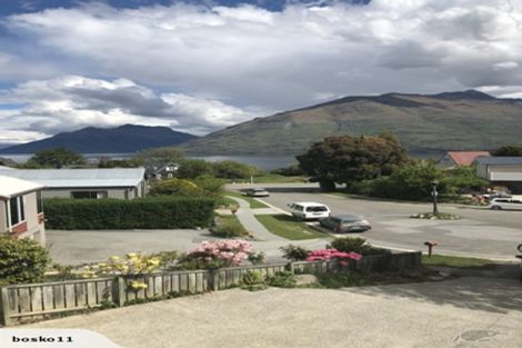 Photo of property in 7 Holly Court, Kelvin Heights, Queenstown, 9300