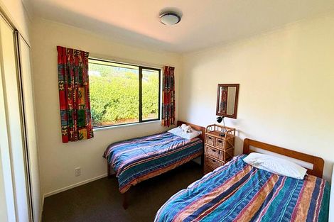 Photo of property in 28 Nyhane Drive, Ligar Bay, Takaka, 7183