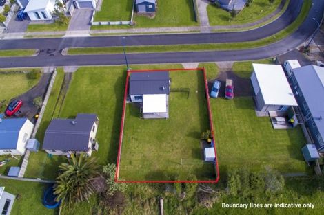 Photo of property in 8 Carina Way, Whitianga, 3510