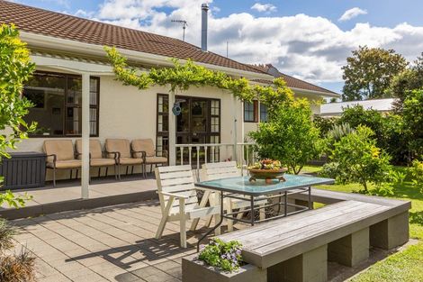 Photo of property in 5 Plassey Street, Havelock North, 4130