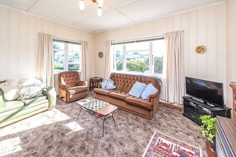 Photo of property in 1 Nikau Street, Tawhero, Whanganui, 4501