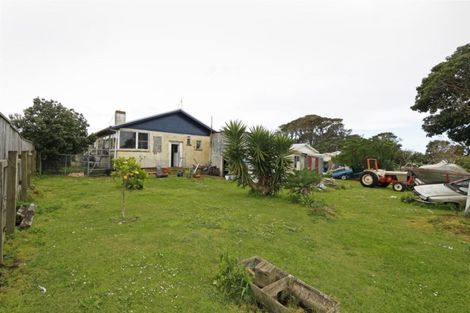 Photo of property in 8 Gisborne Terrace, Opunake, 4616