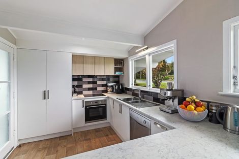 Photo of property in 139 Whatawhata Road, Dinsdale, Hamilton, 3204