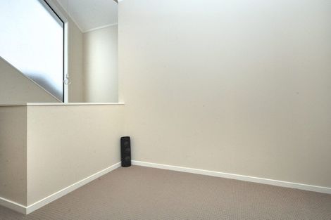 Photo of property in 1/16 Glucina Avenue, West Harbour, Auckland, 0618