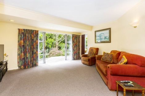 Photo of property in 61 Blue Mountains Road, Pinehaven, Upper Hutt, 5019