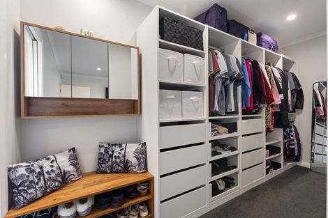 Photo of property in 20 Freedom Drive, Kelvin Grove, Palmerston North, 4414