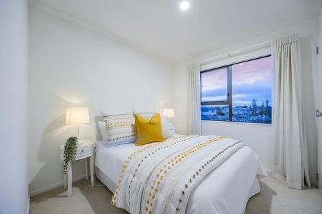 Photo of property in 1/4 Charlenne Close, Ranui, Auckland, 0612