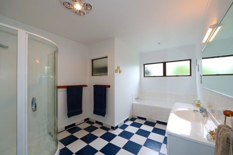 Photo of property in 72 Waverley Road, Meeanee, Napier, 4183