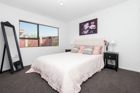 Photo of property in 1/328 Bucklands Beach Road, Bucklands Beach, Auckland, 2012