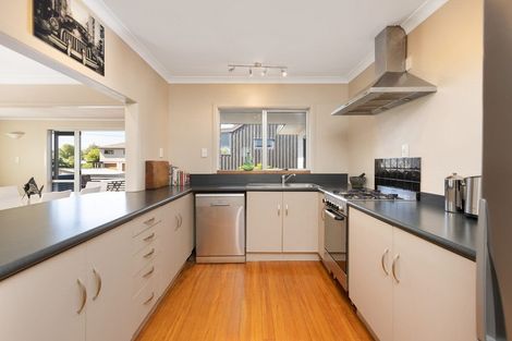 Photo of property in 392a Oceanbeach Road, Mount Maunganui, 3116