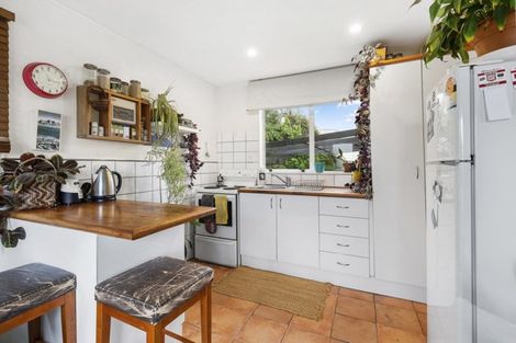 Photo of property in 35 Happy Valley Road, Owhiro Bay, Wellington, 6023