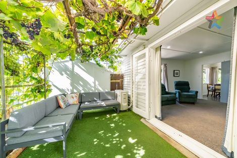 Photo of property in 126 Hine Road, Wainuiomata, Lower Hutt, 5014