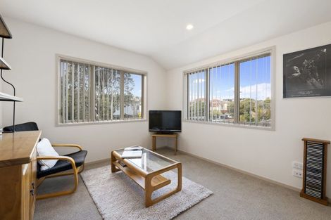 Photo of property in 28a Inverness Road, Browns Bay, Auckland, 0630