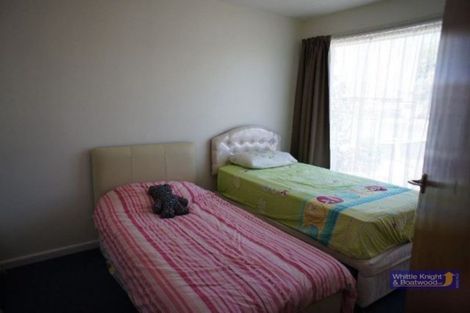 Photo of property in 12 Oakdale Street, Avonhead, Christchurch, 8042