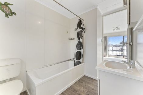 Photo of property in 12 Tyne Street, Rongotea, 4476