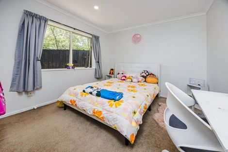 Photo of property in 12 Prado Drive, Pukekohe, 2120