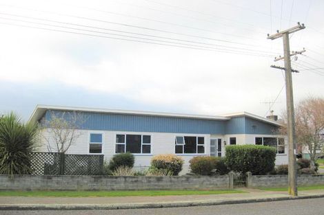 Photo of property in 2 Argyle Avenue, Levin, 5510