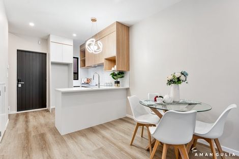 Photo of property in 3 Don Oliver Lane, Glen Eden, 0602