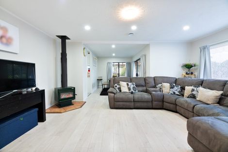 Photo of property in 57 Anich Road, Massey, Auckland, 0614