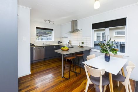 Photo of property in 10 Roberts Street, Wainuiomata, Lower Hutt, 5014