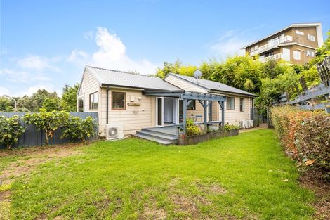 Photo of property in 121 Poplar Grove, Whalers Gate, New Plymouth, 4310