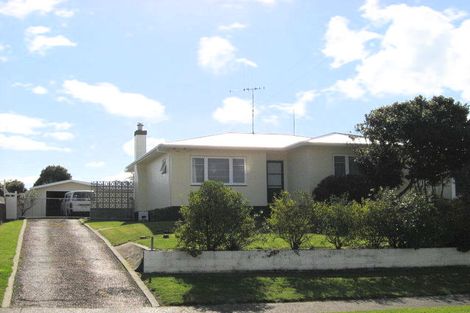 Photo of property in 4 Burns Street, Tawhero, Whanganui, 4501