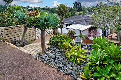 Photo of property in 12 Annison Avenue, Glen Eden, Auckland, 0602