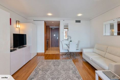 Photo of property in The Metropolis Apartments, 2505/1 Courthouse Lane, Auckland Central, Auckland, 1010