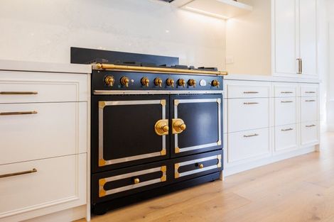 Photo of property in 23 Elmira Avenue, Hokowhitu, Palmerston North, 4410