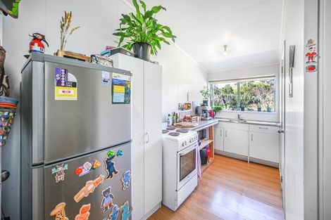 Photo of property in 202 Kempthorne Road, Russell, 0272