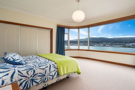 Photo of property in 64 Doon Street, Vauxhall, Dunedin, 9013