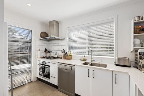 Photo of property in 46 Arabella Lane, Snells Beach, 0920