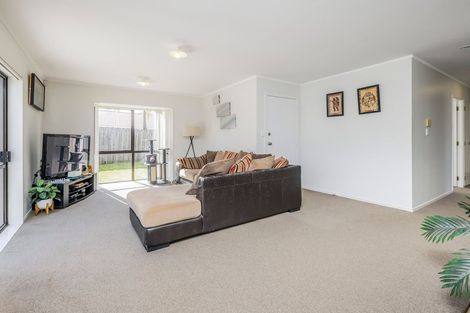 Photo of property in 8 Colt Place, Randwick Park, Auckland, 2105