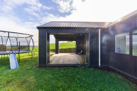 Photo of property in 2082 Kakaramea Road, Ngahinapouri, Hamilton, 3290
