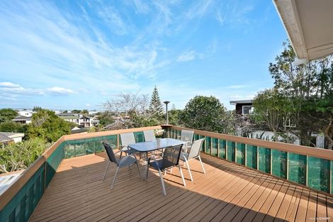 Photo of property in 9 Miramar Place, Pakuranga, Auckland, 2010