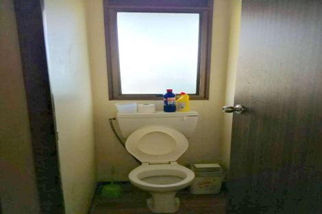 Photo of property in 5 Rosedale Road, Pinehill, Auckland, 0632