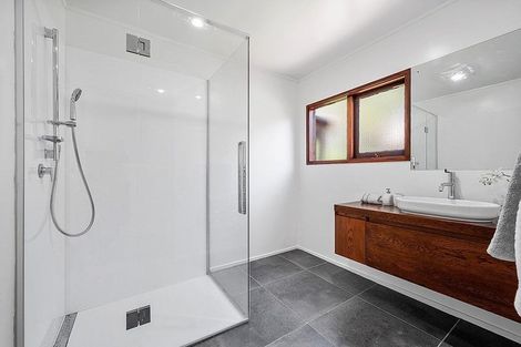Photo of property in 47 Rock Isle Road, Torbay, Auckland, 0630