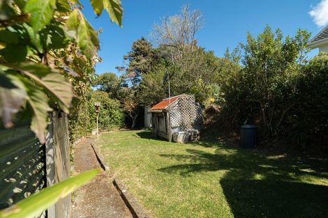 Photo of property in 27 Larsen Crescent, Tawa, Wellington, 5028