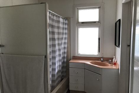 Photo of property in 49a Hampden Street, Picton, 7220