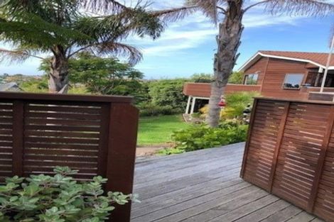 Photo of property in 26 Arran Road, Browns Bay, Auckland, 0630
