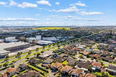 Photo of property in 14 Monash Place, Flat Bush, Auckland, 2016