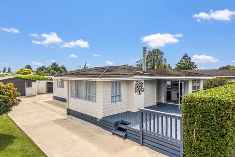 Photo of property in 21 Matipo Place, Edgecumbe, 3120