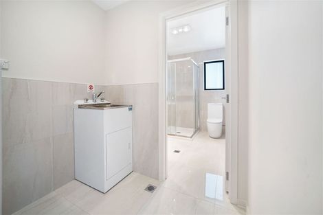 Photo of property in 9 Noia Way, Karaka, Papakura, 2113