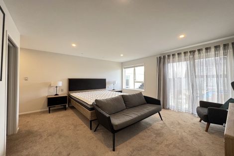 Photo of property in 2a Eastcliffe Road, Castor Bay, Auckland, 0620