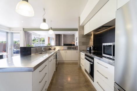 Photo of property in 24 Port Lane, Whitby, Porirua, 5024