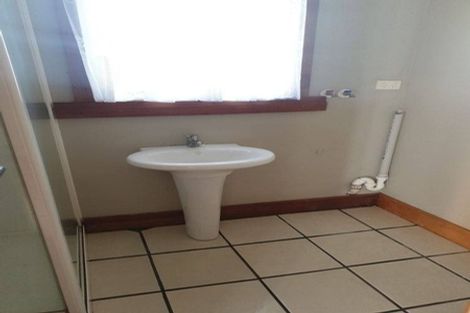 Photo of property in 100 Puriri Street, Gonville, Wanganui, 4501