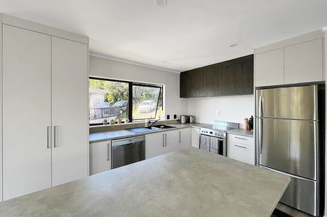 Photo of property in 8 Longview Rise, Massey, Auckland, 0614