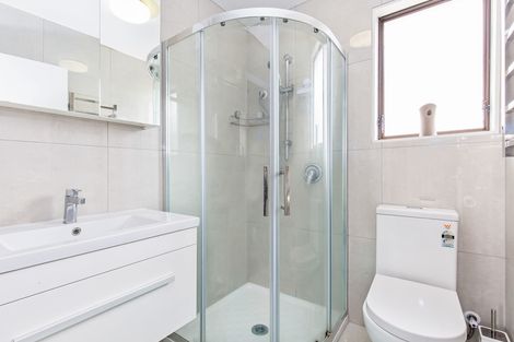 Photo of property in 5/1 Rebecca Rise, Weymouth, Auckland, 2103