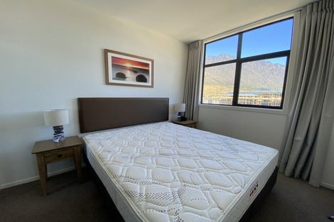 Photo of property in Wyndham Gardens Apartments, 30 Red Oaks Drive, Frankton, Queenstown, 9300
